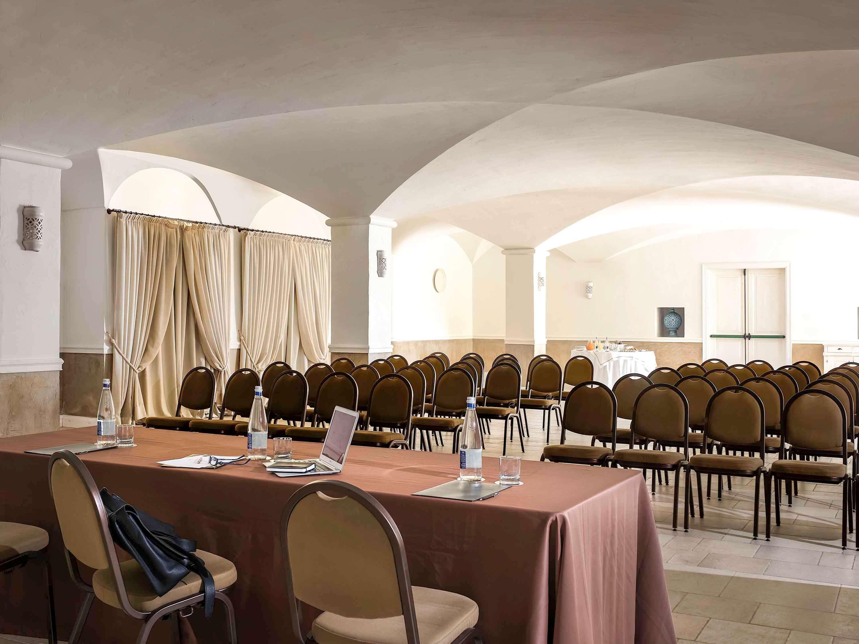 Borgobianco Resort & Spa - Mgallery Hotel Collection Полиньяно-а-Маре Экстерьер фото